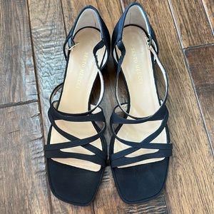 Sesto Meucci black strappy sandals